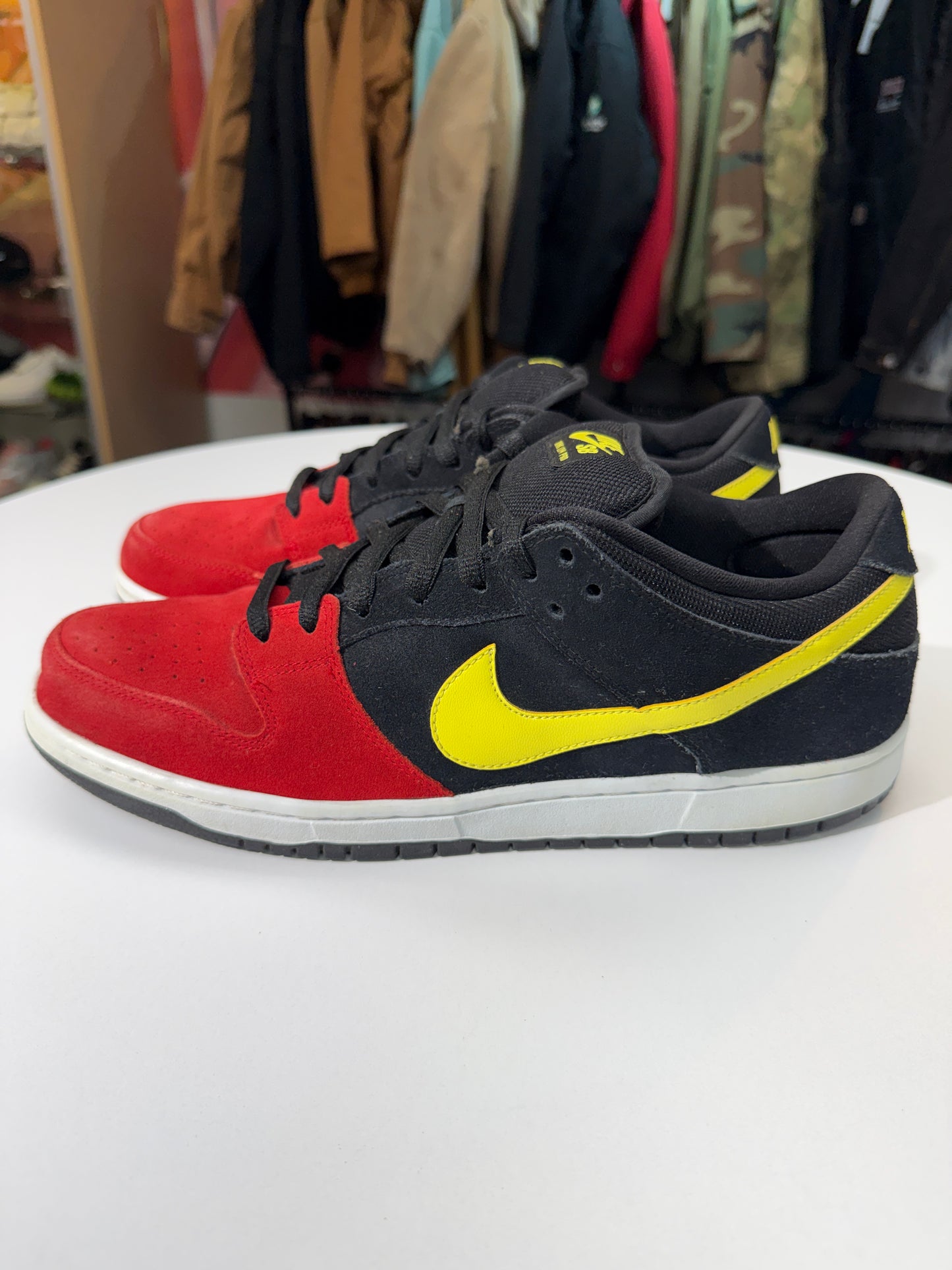 Preowned Nike Dunk SB Butt Head Black Sonic