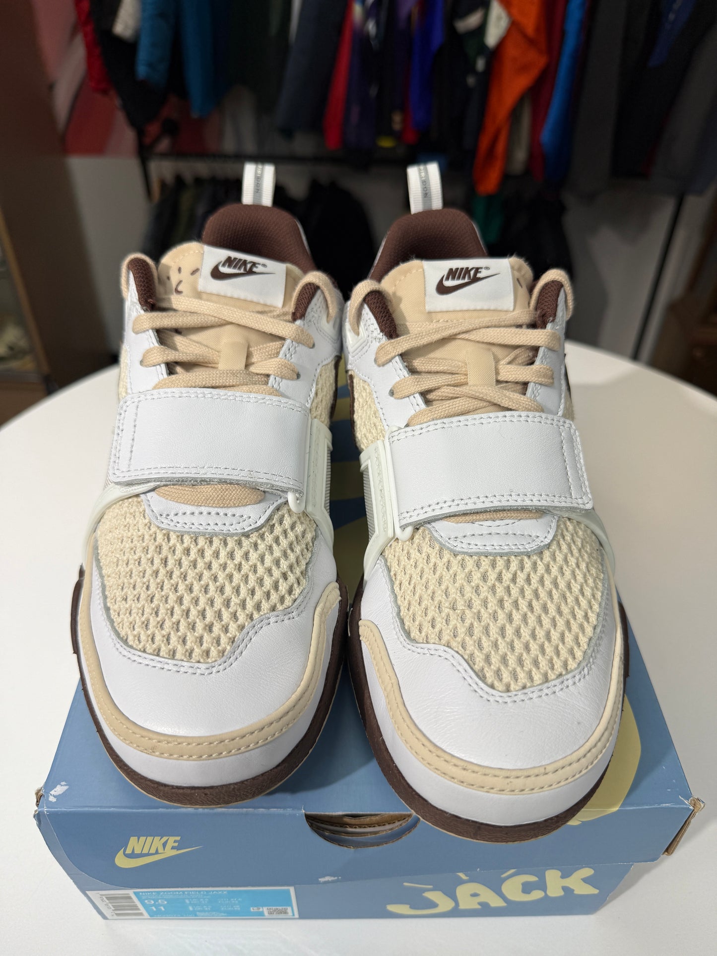 Preowned Light Chocolate Travis Scott Zoom Field Jaxx