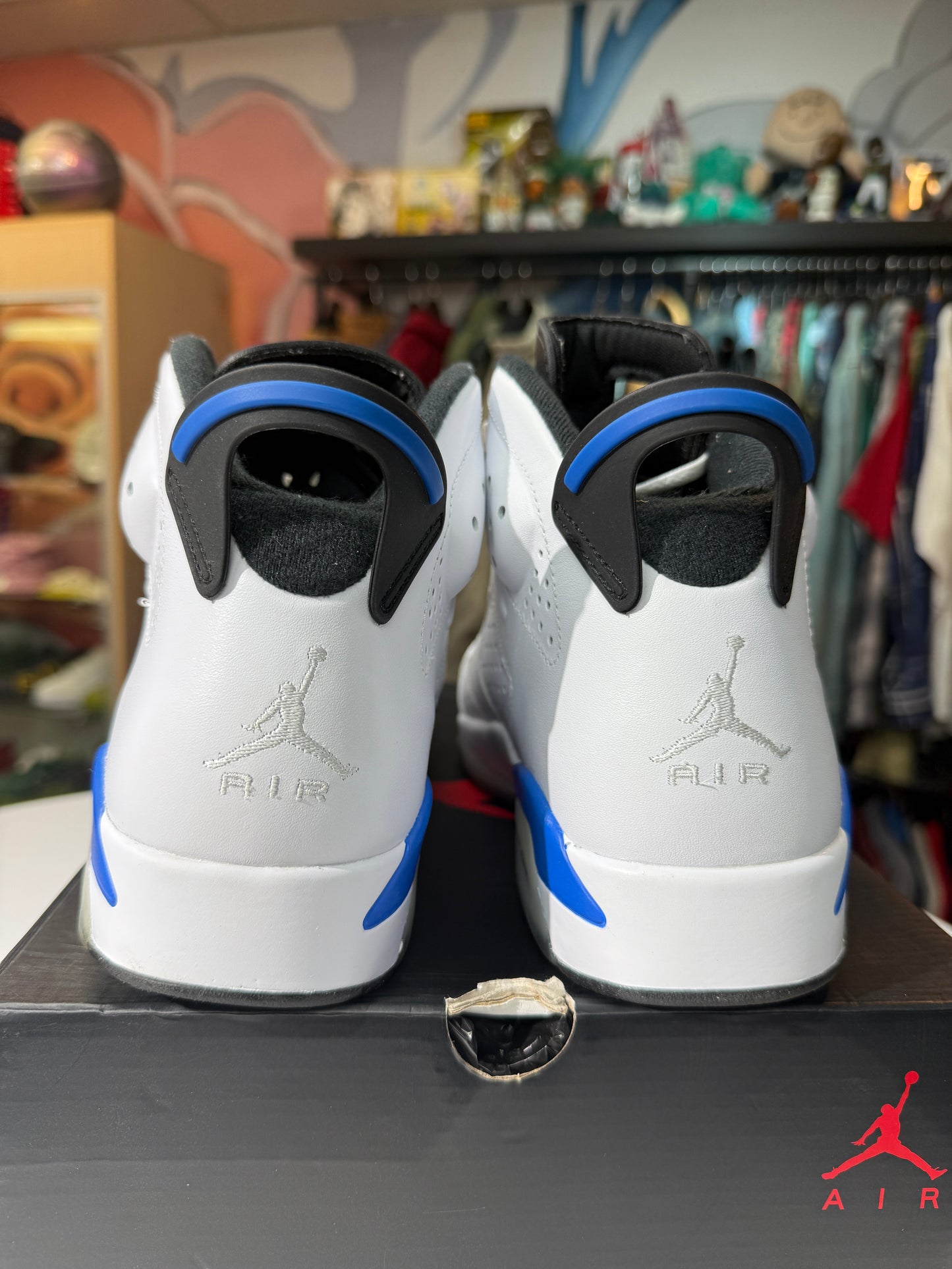 Preowned Sport Blue Jordan 6 (2014)