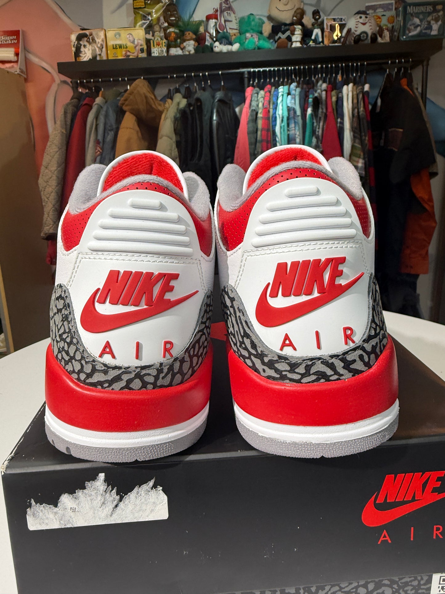 New Fire Red Jordan 3 (2022)