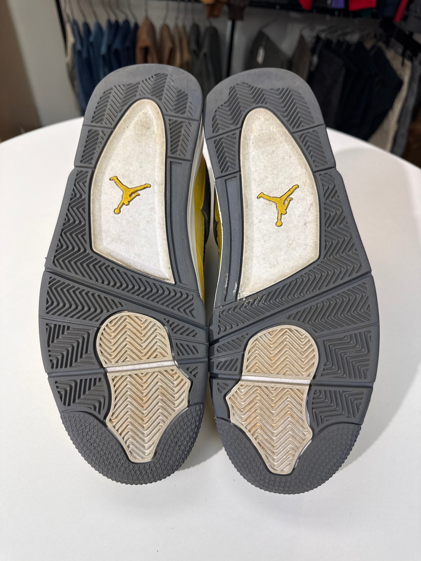 Preowned Jordan 4 Lightning