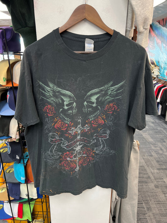 Vintage Skull & Roses Graphic tee