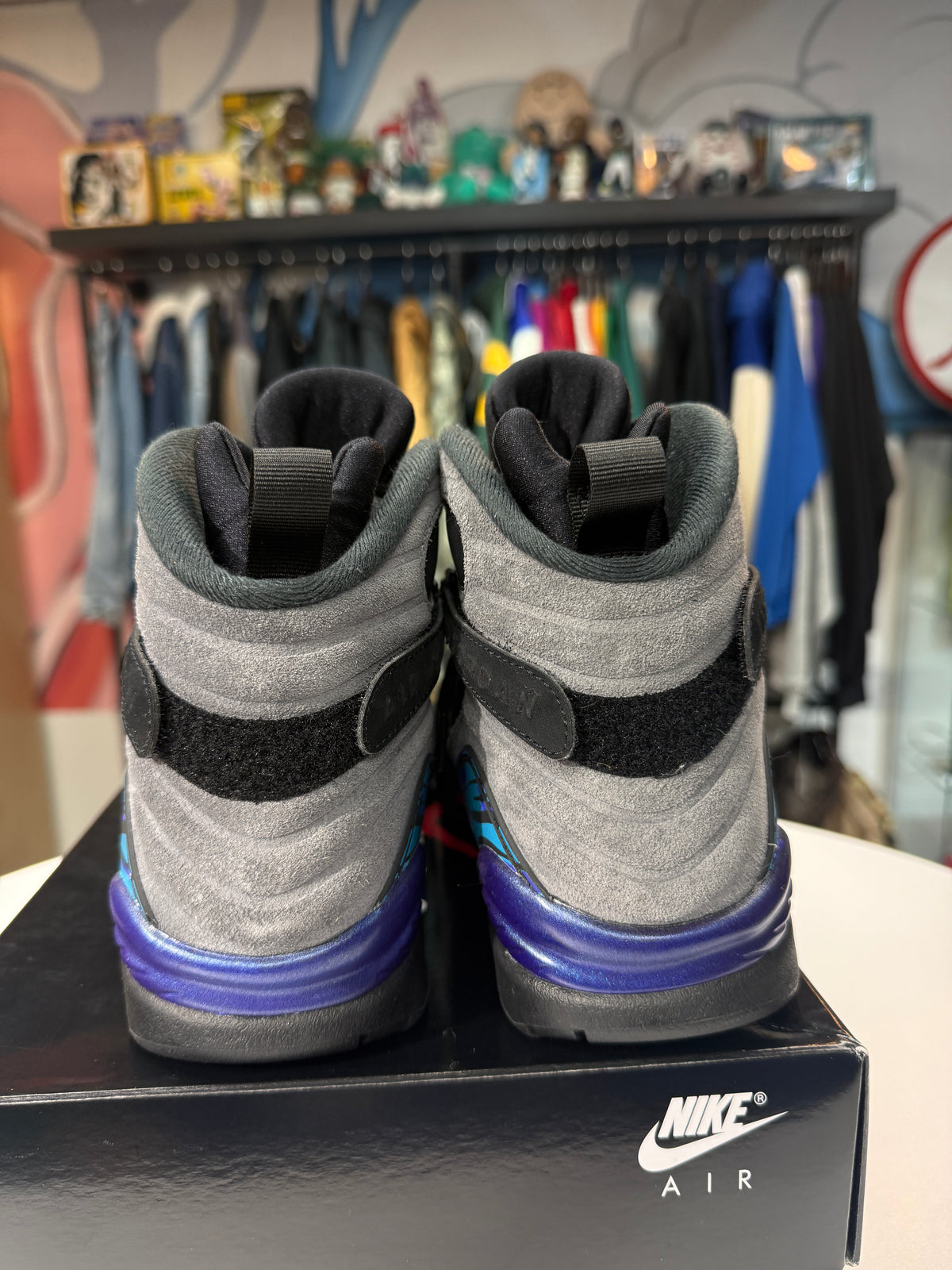 Preowned Aqua Jordan 8 (2025)