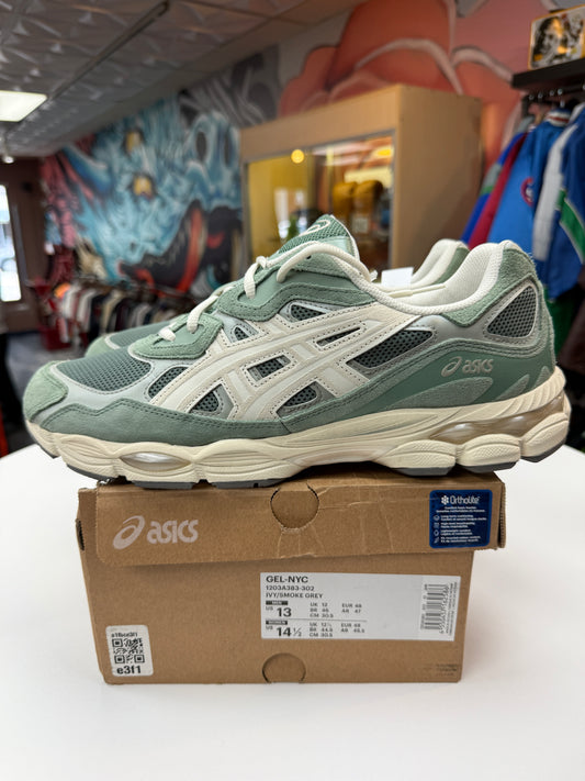Preowned Ivy Asics Gel-Nyc