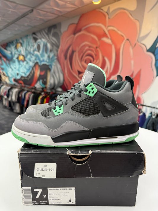 Preowned Jordan 4 Green Glow (2013)
