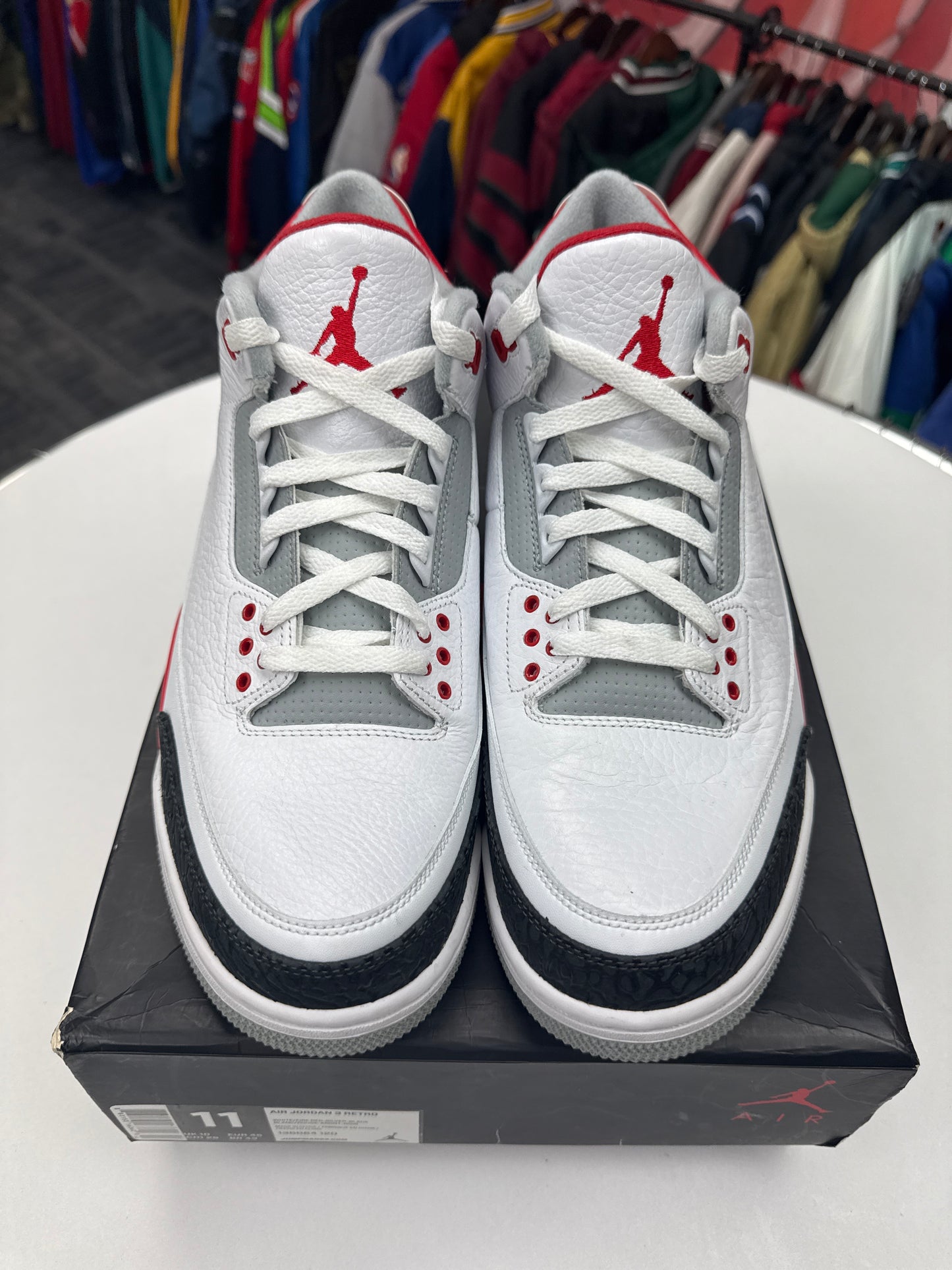 Preowned Jordan 3 Fire Red (2013)