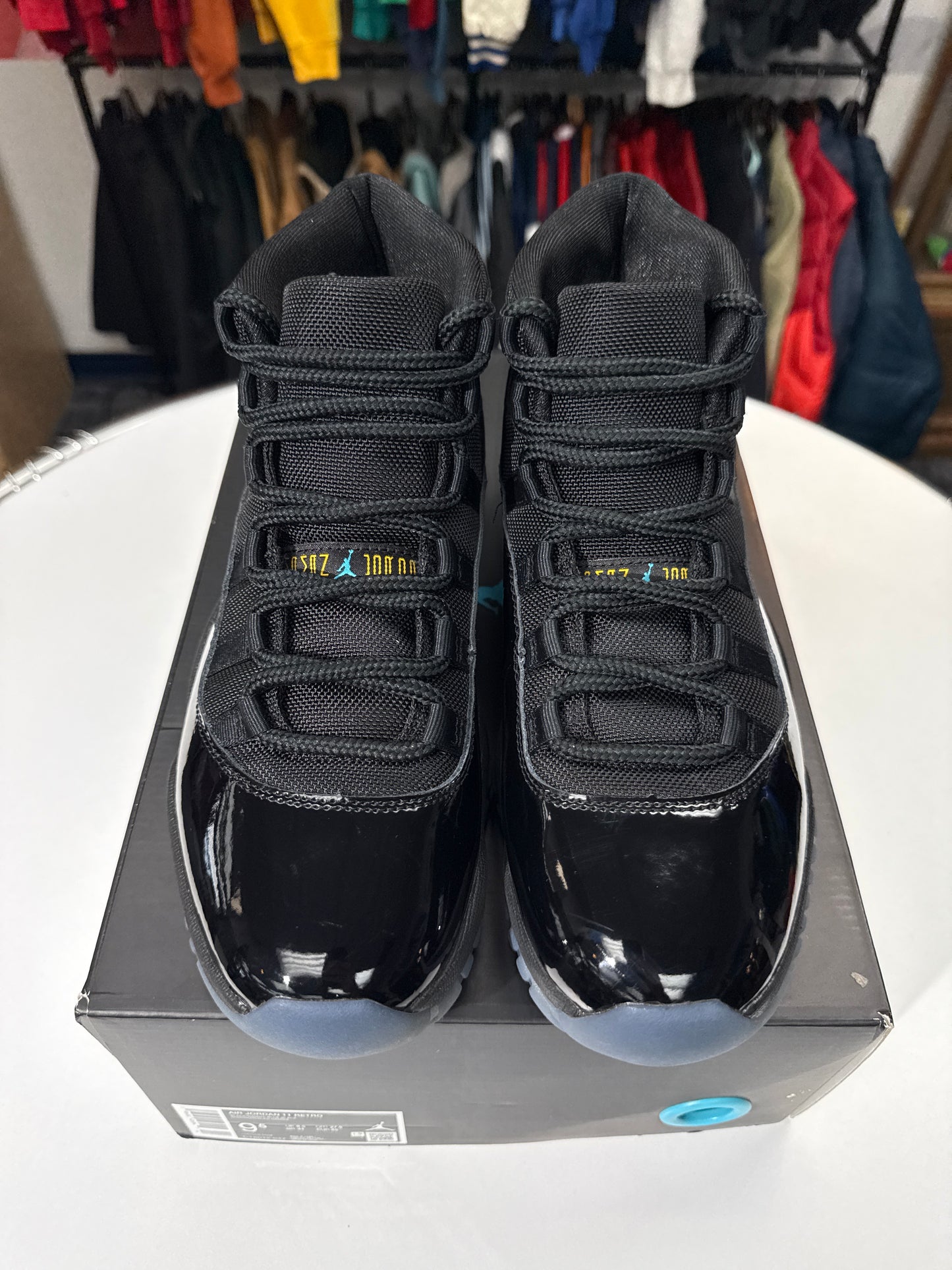 Preowned Jordan 11 Gamma Blue (2025)
