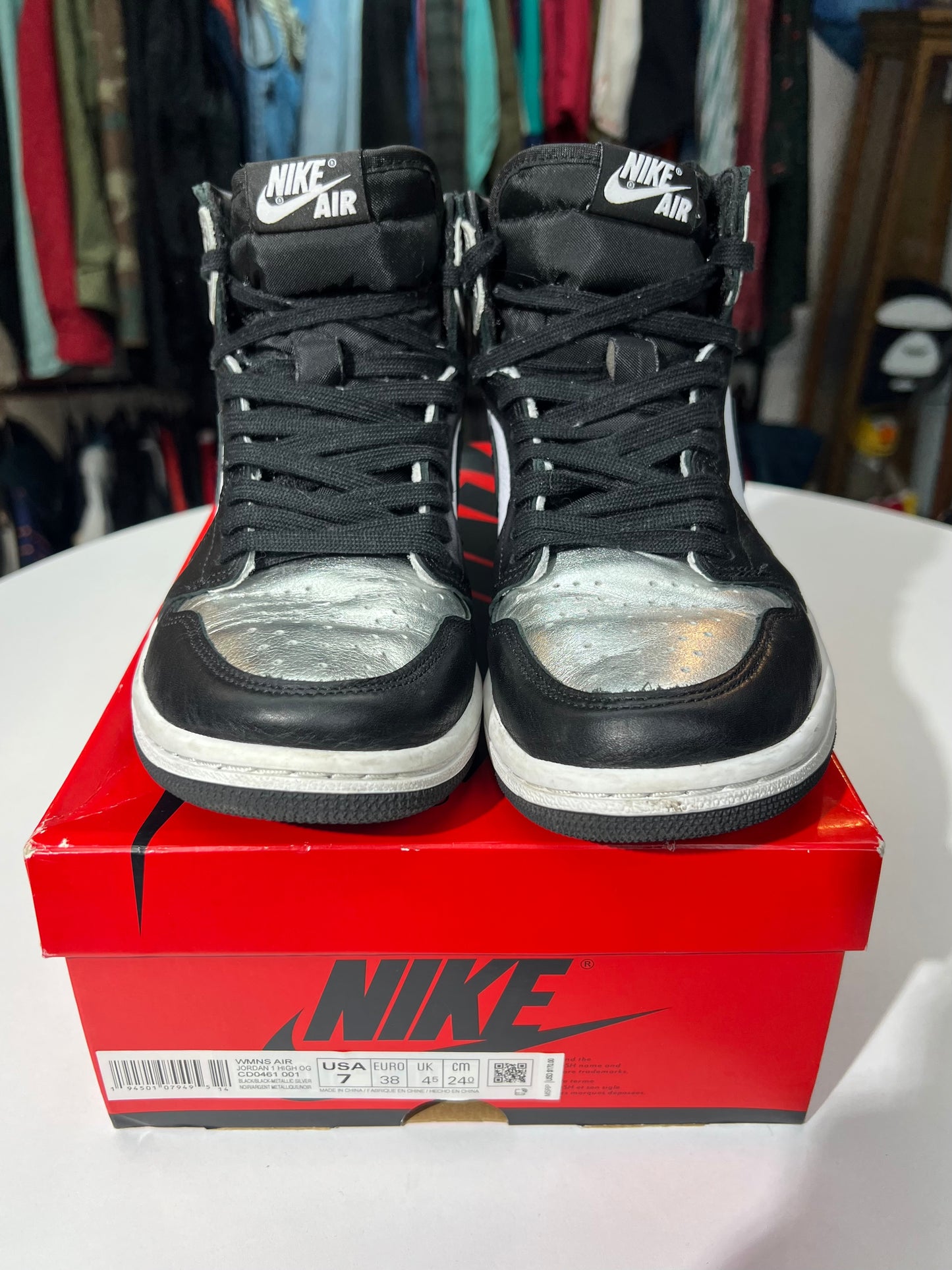 Preowned Jordan 1 Silver Toe