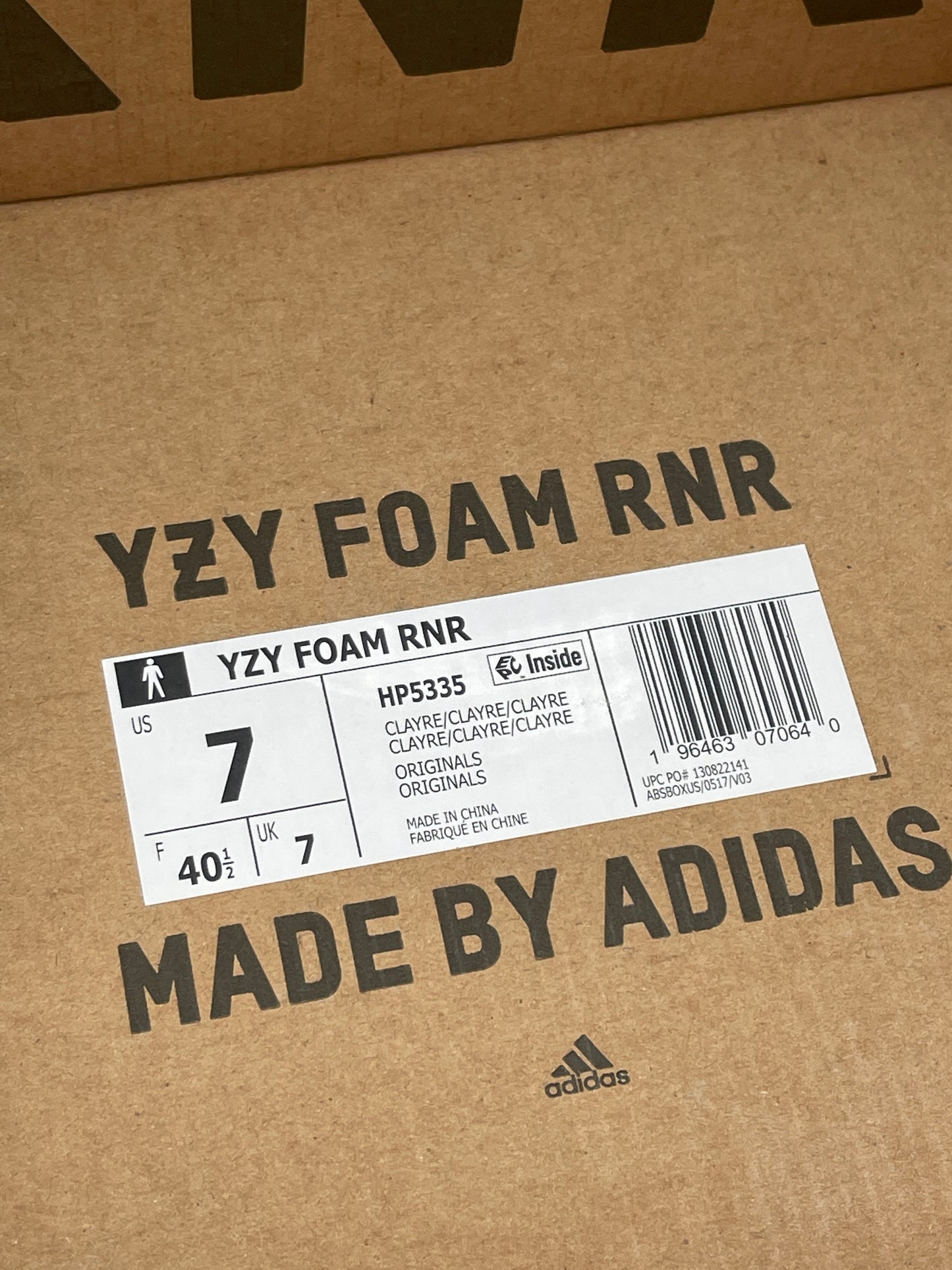 New Yeezy Foam RNNR Clay Red