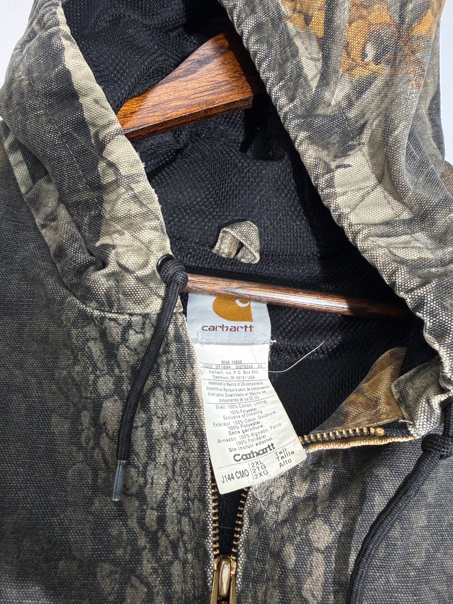 Vintage Real Tree Carhartt Hooded Jacket