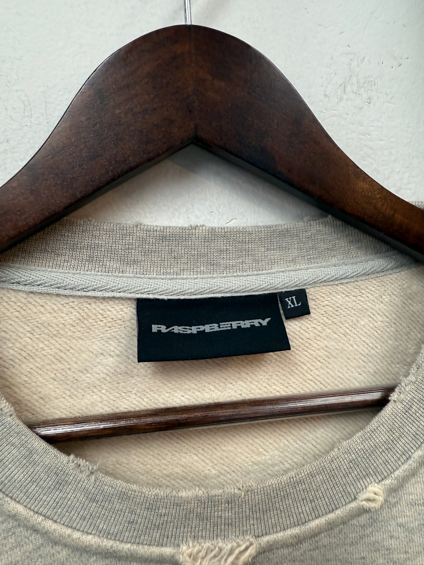 New Raspberry Hills RSP Tapout Crewneck