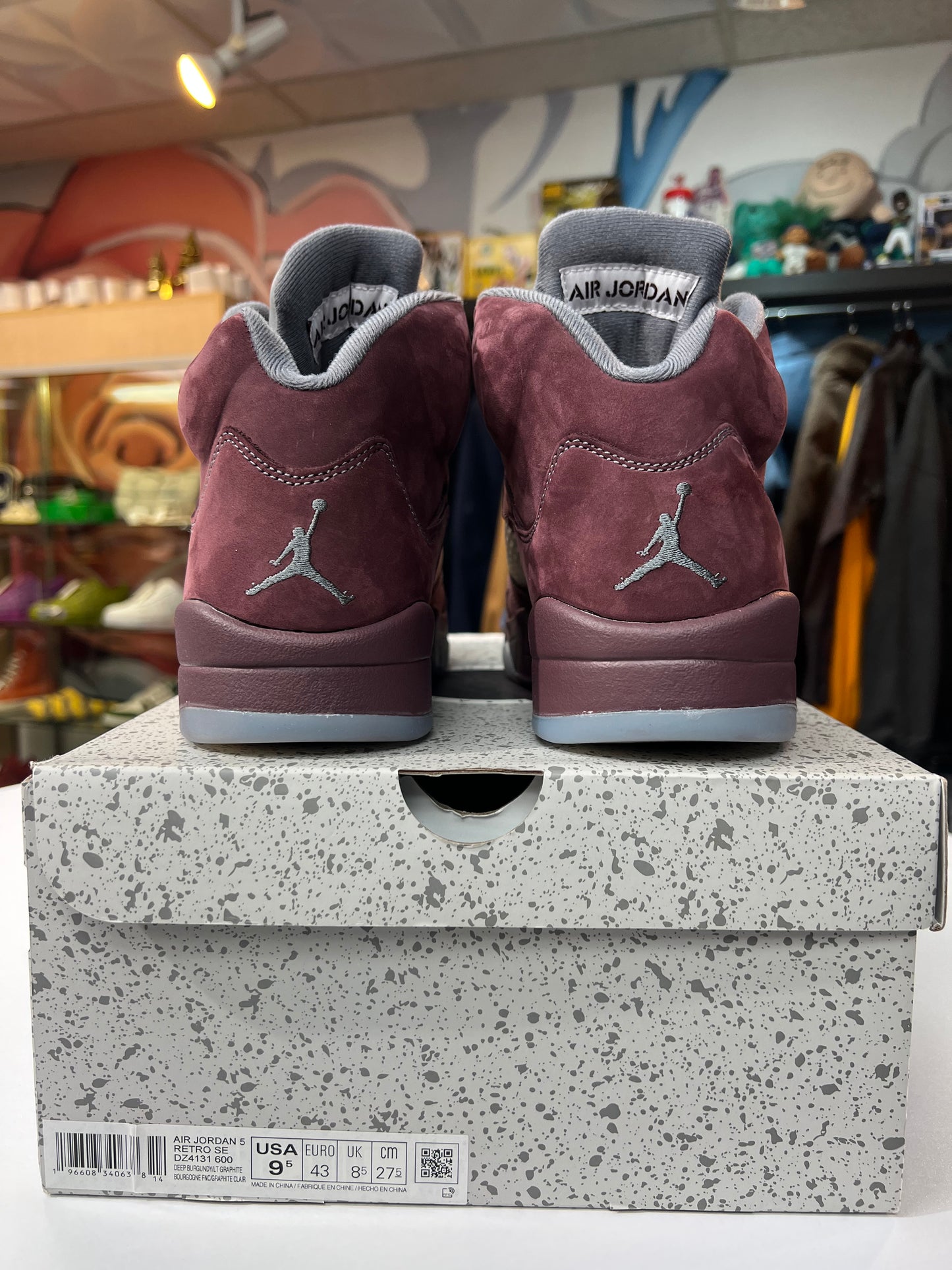 Preowned Jordan 5 Retro Burgundy (2023)