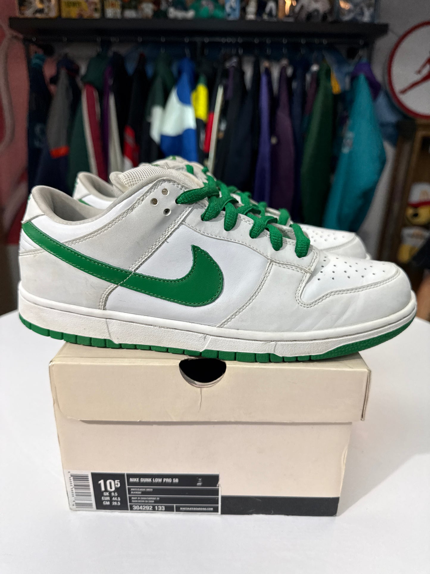Preowned Nike SB Dunk Low White Classic Green (2004)