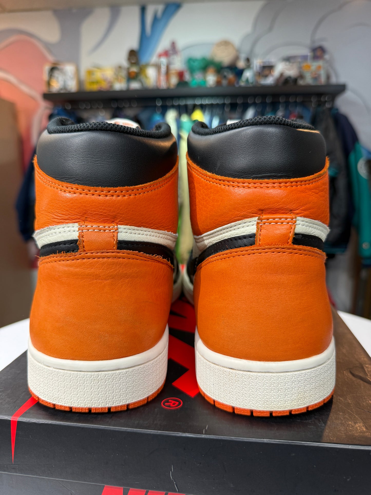 Preowned Shattered Backboard Jordan 1