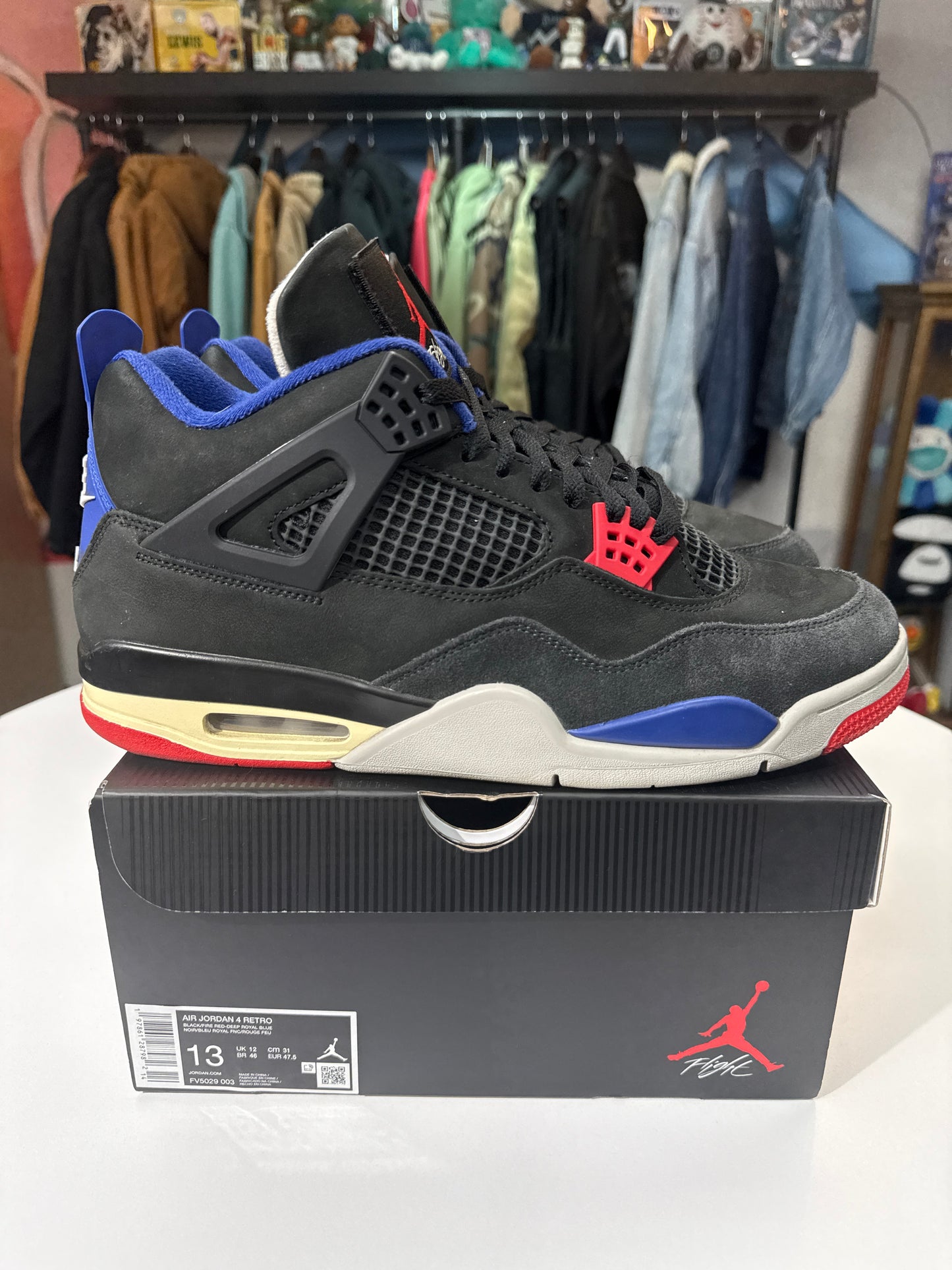 Preowned Jordan 4 Rare Air (White Lettering)