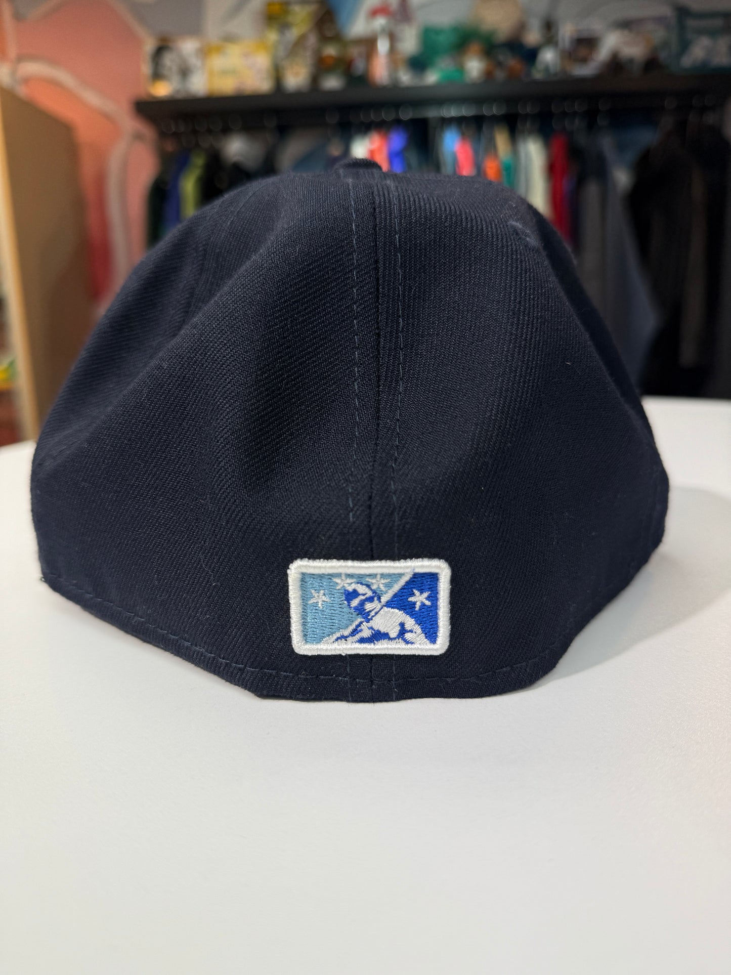 2 Bears One Cave Fitted