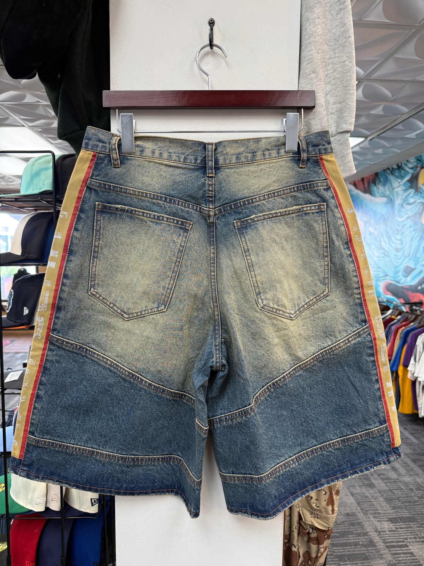 New GV Raspberry Hills Civic Shorts