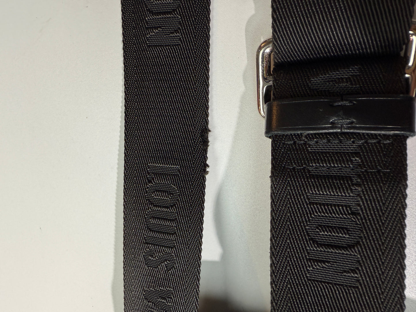 Louis Vuitton Damier Graphite 3D Amazone Sling Bag