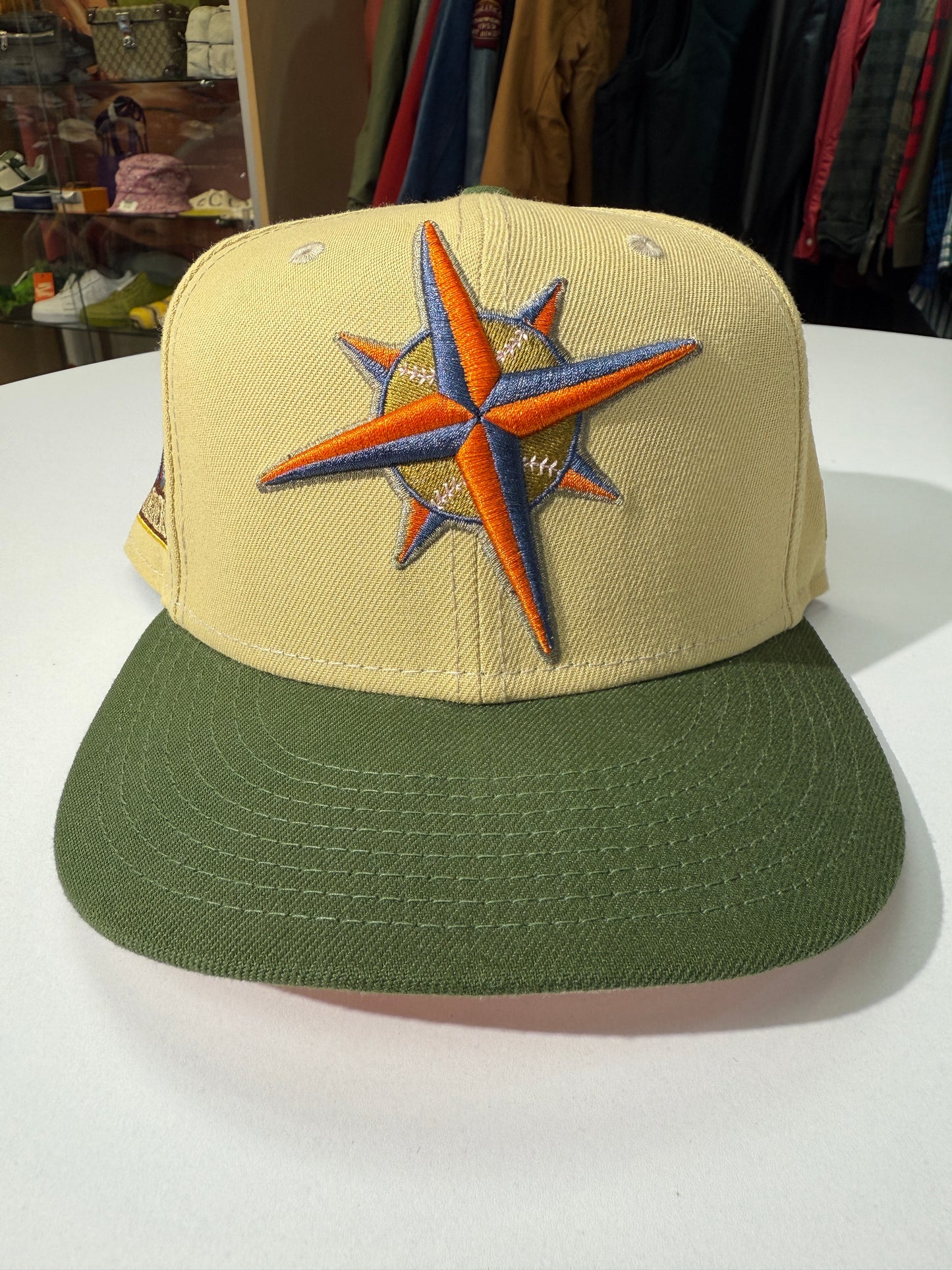 Mariners Worlds Fair Tilted Compass Fitted