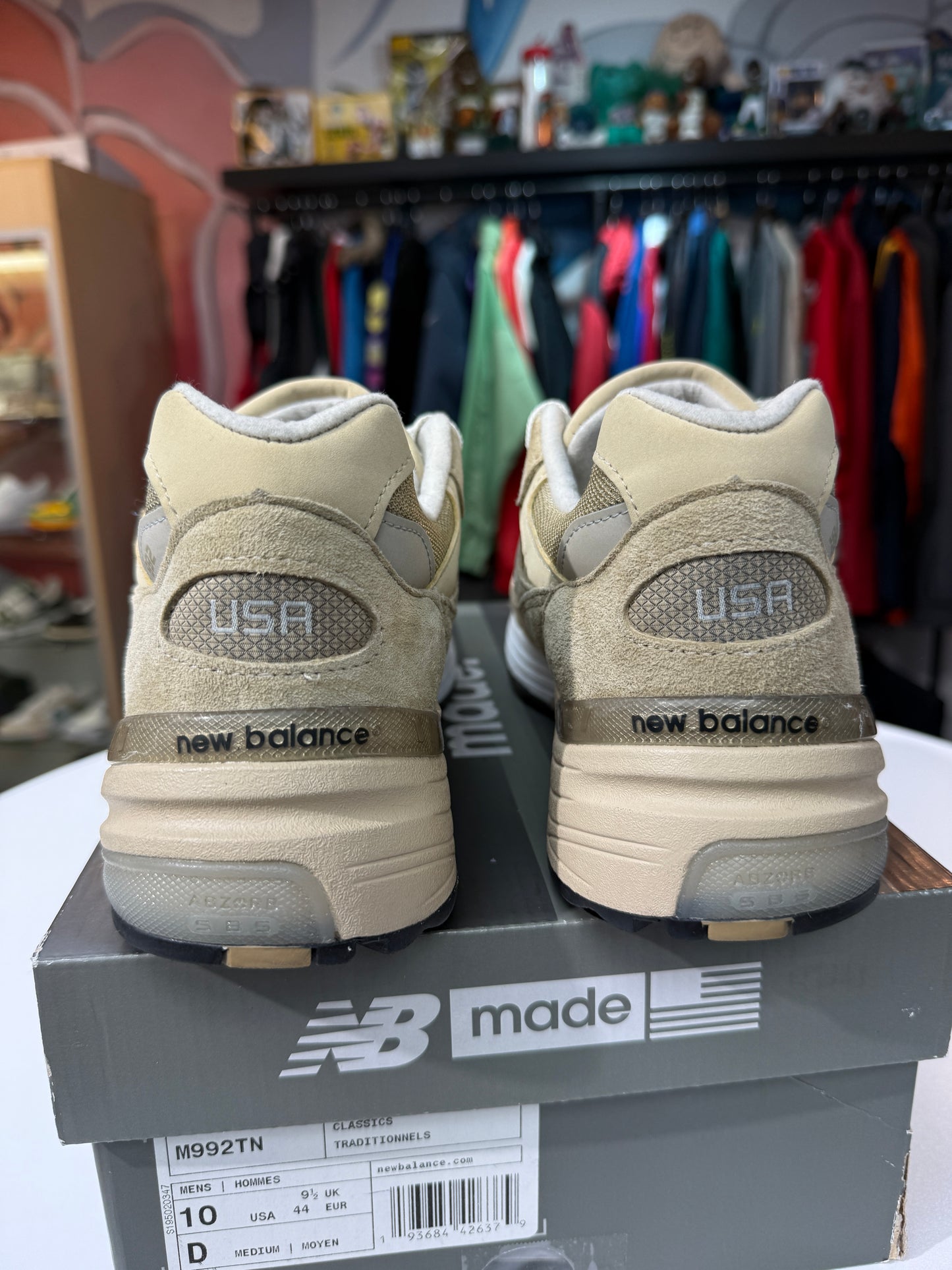 Preowned Tan New Balance 992