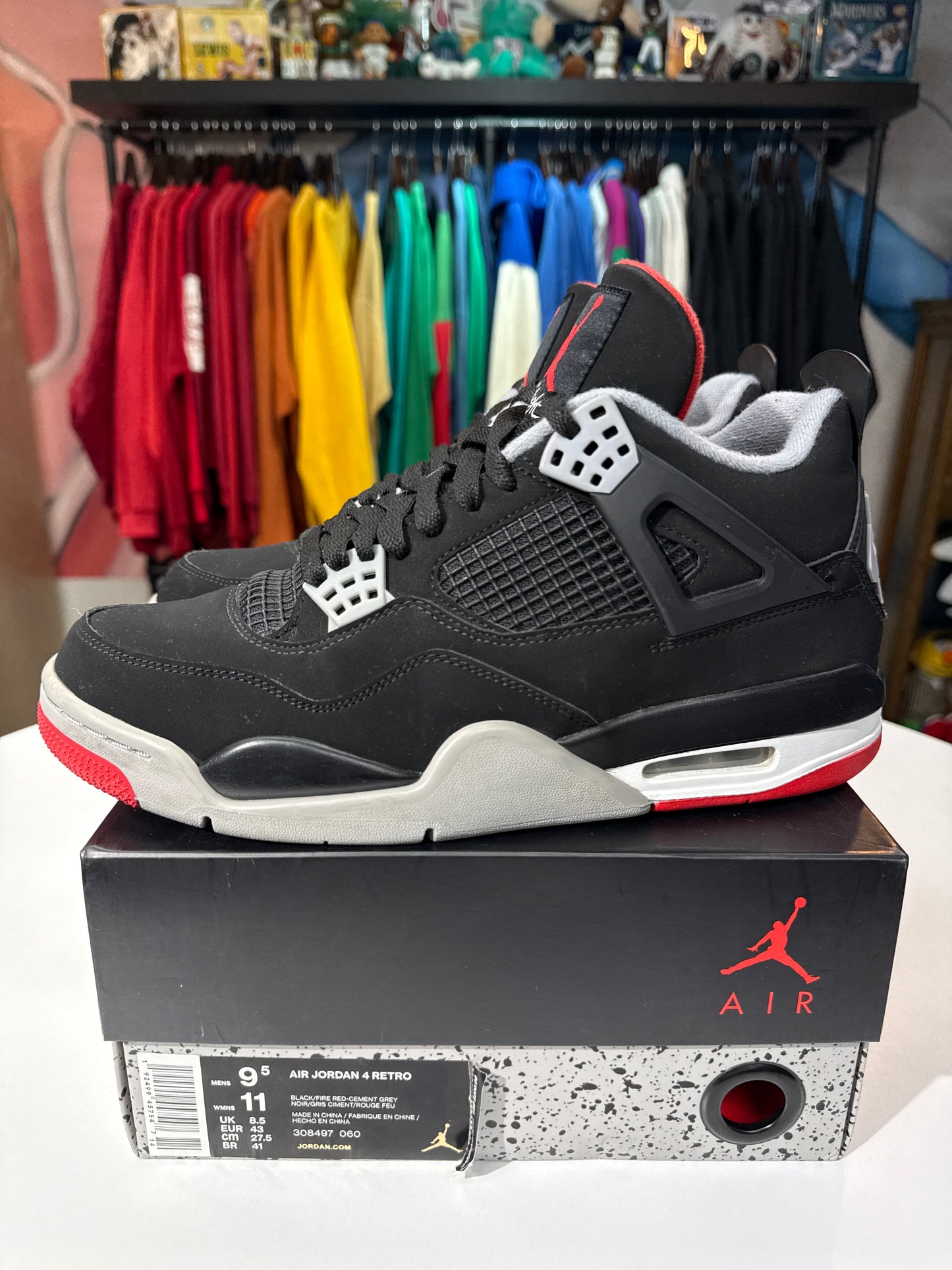 Preowned Jordan 4 Bred (2019)