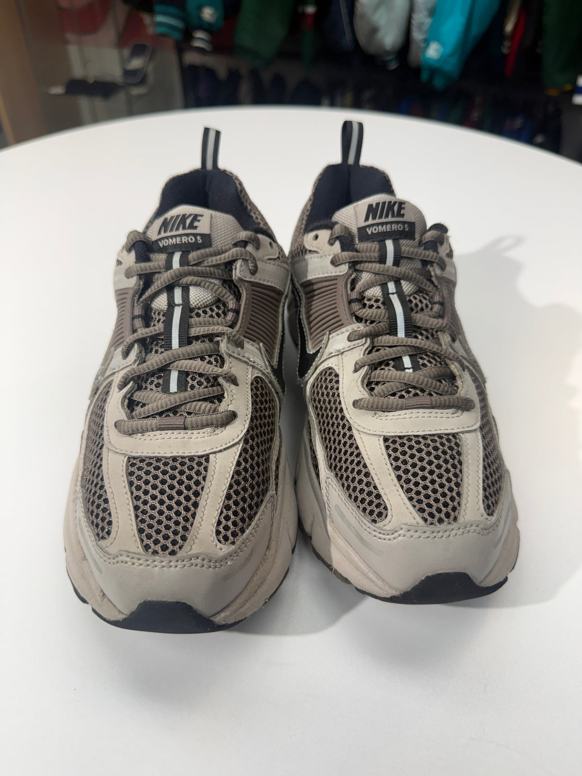Preowned Cave Stone Nike Zoom Vomero 5