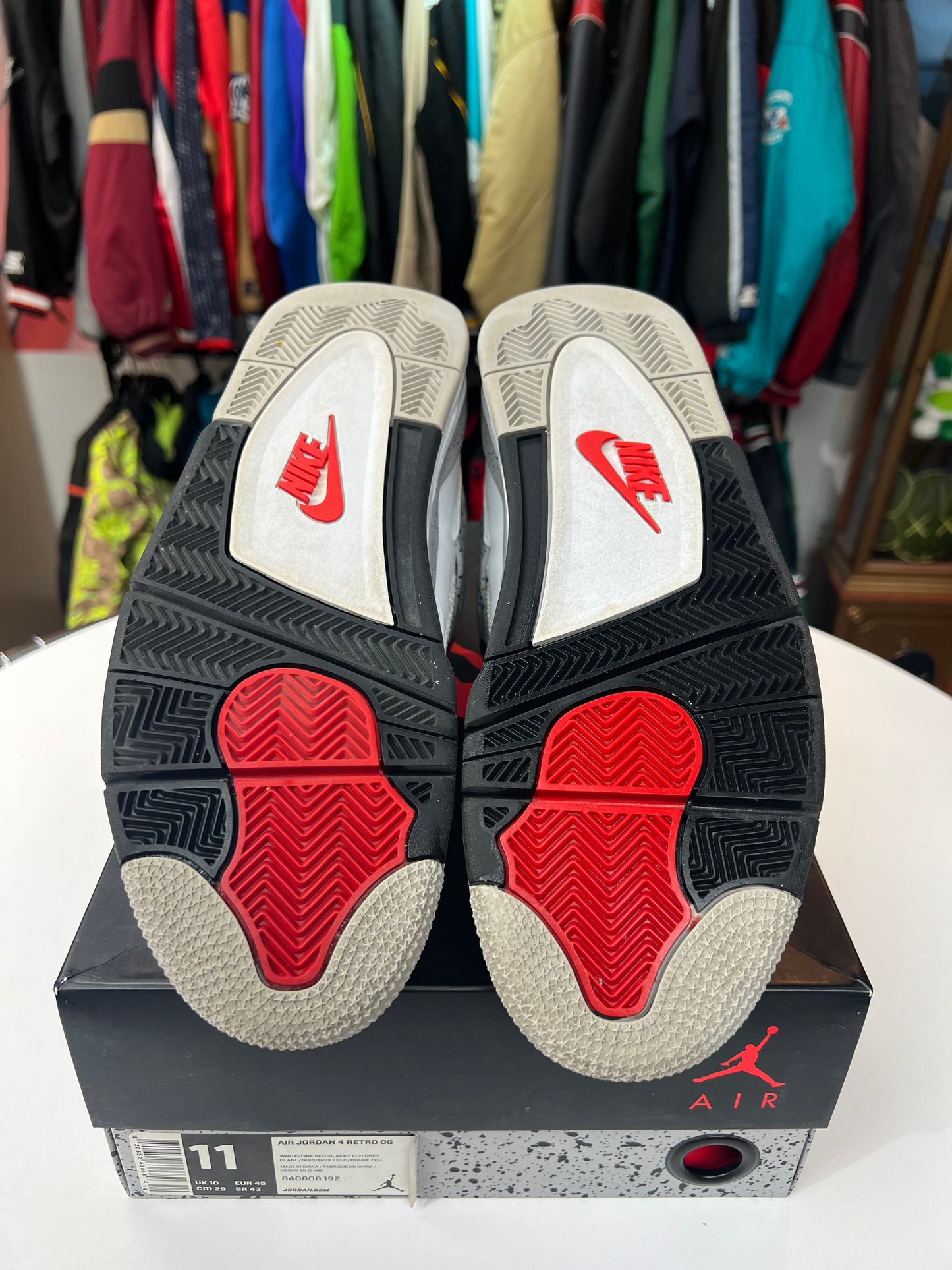 Preowned Jordan 4 Retro White Cement (2016)