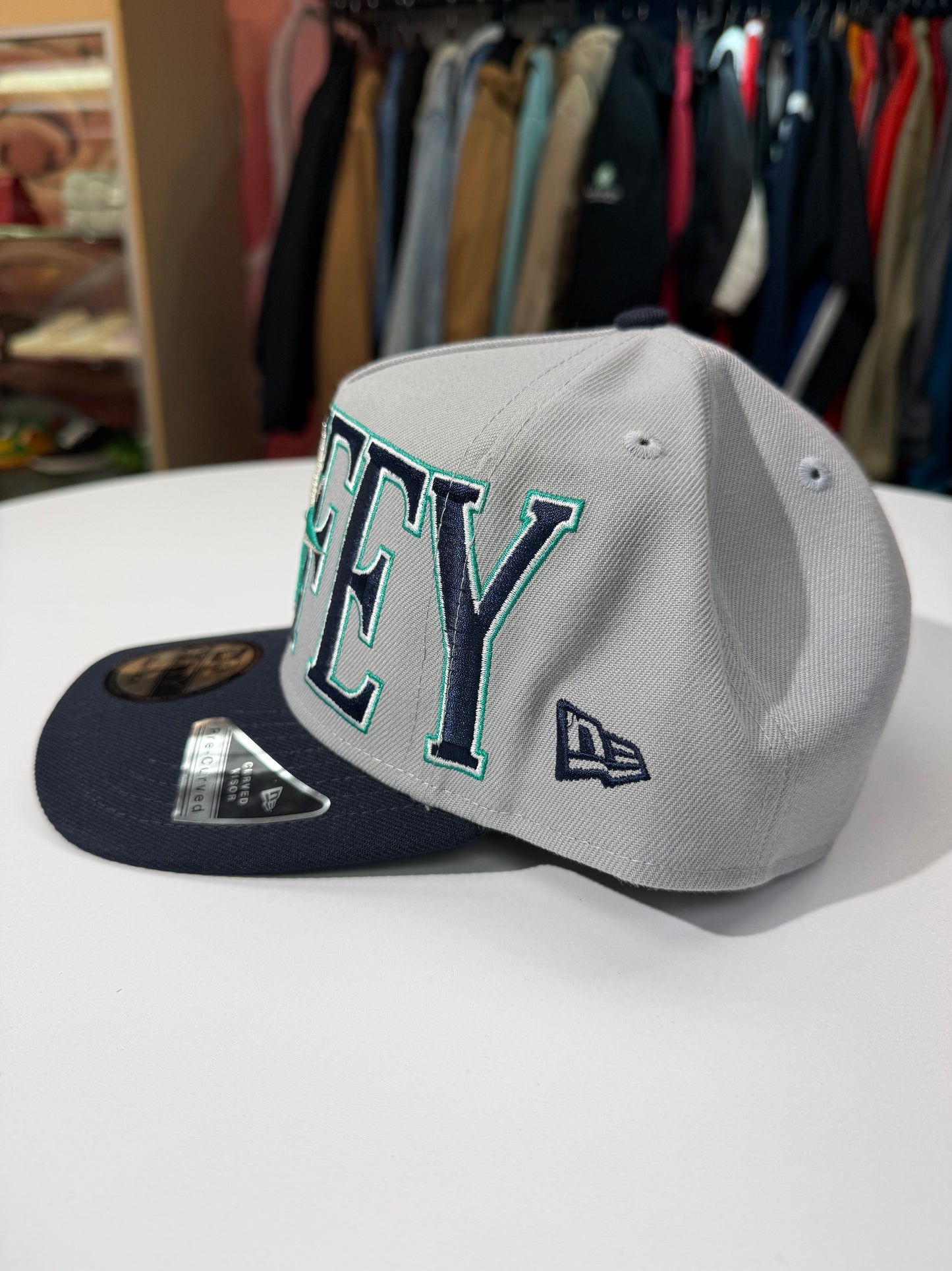 New Mariners Griffey Logo Snap
