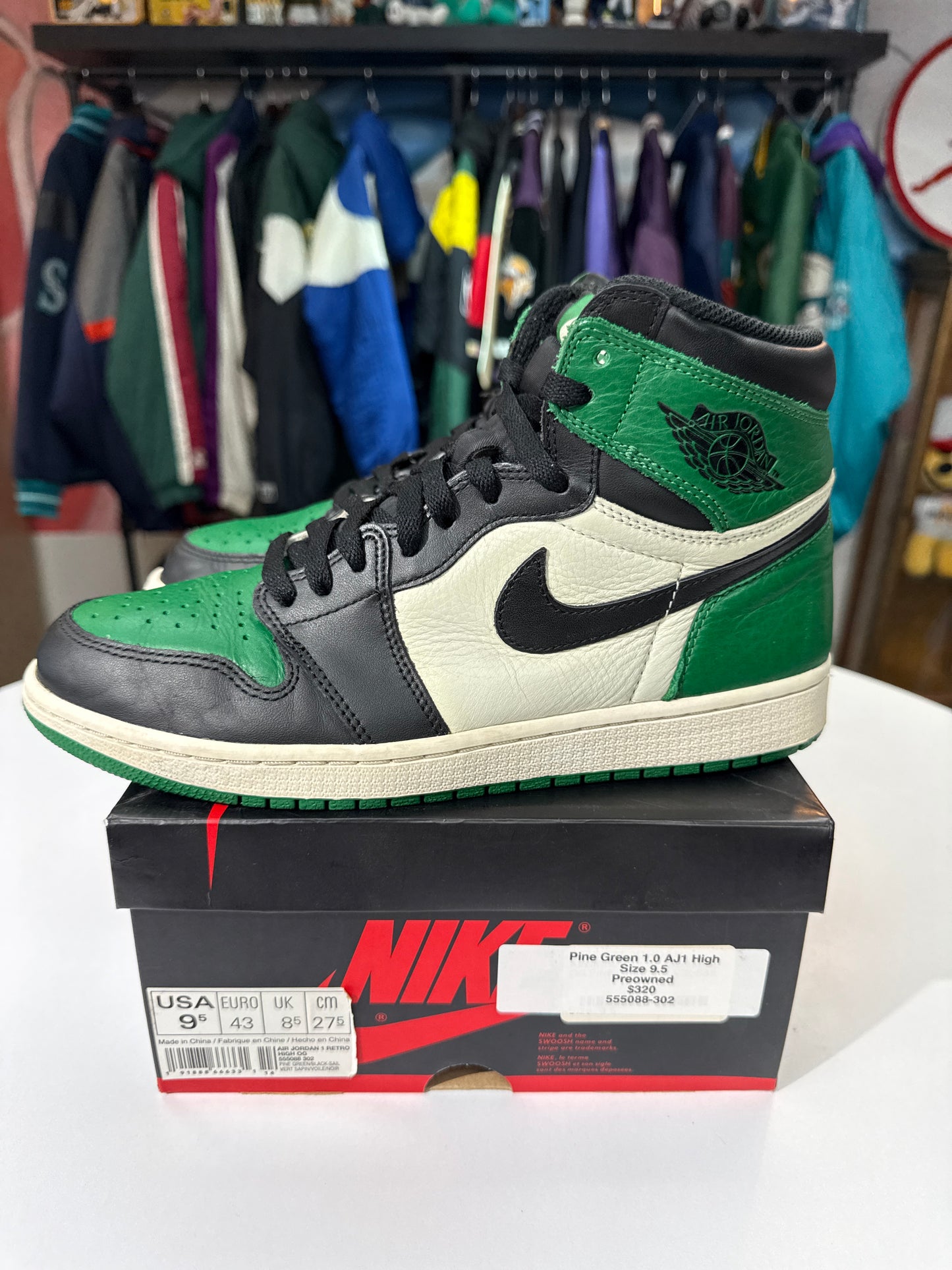 Preowned Jordan 1 Pine Green