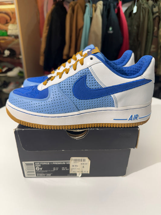Preowned Perforated Light Blue Air Force 1 (2007)