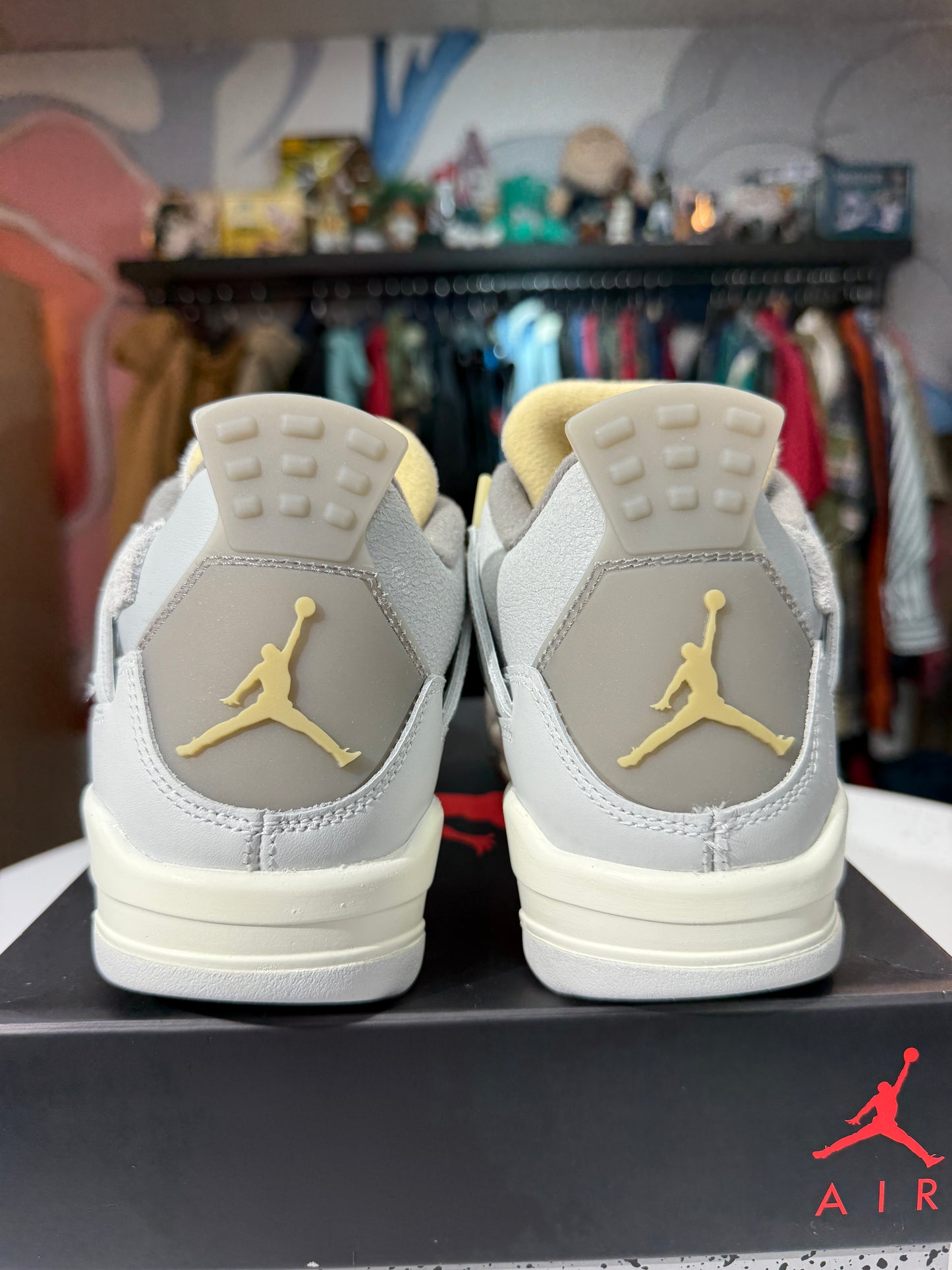 New Craft Photon Dust Jordan 4