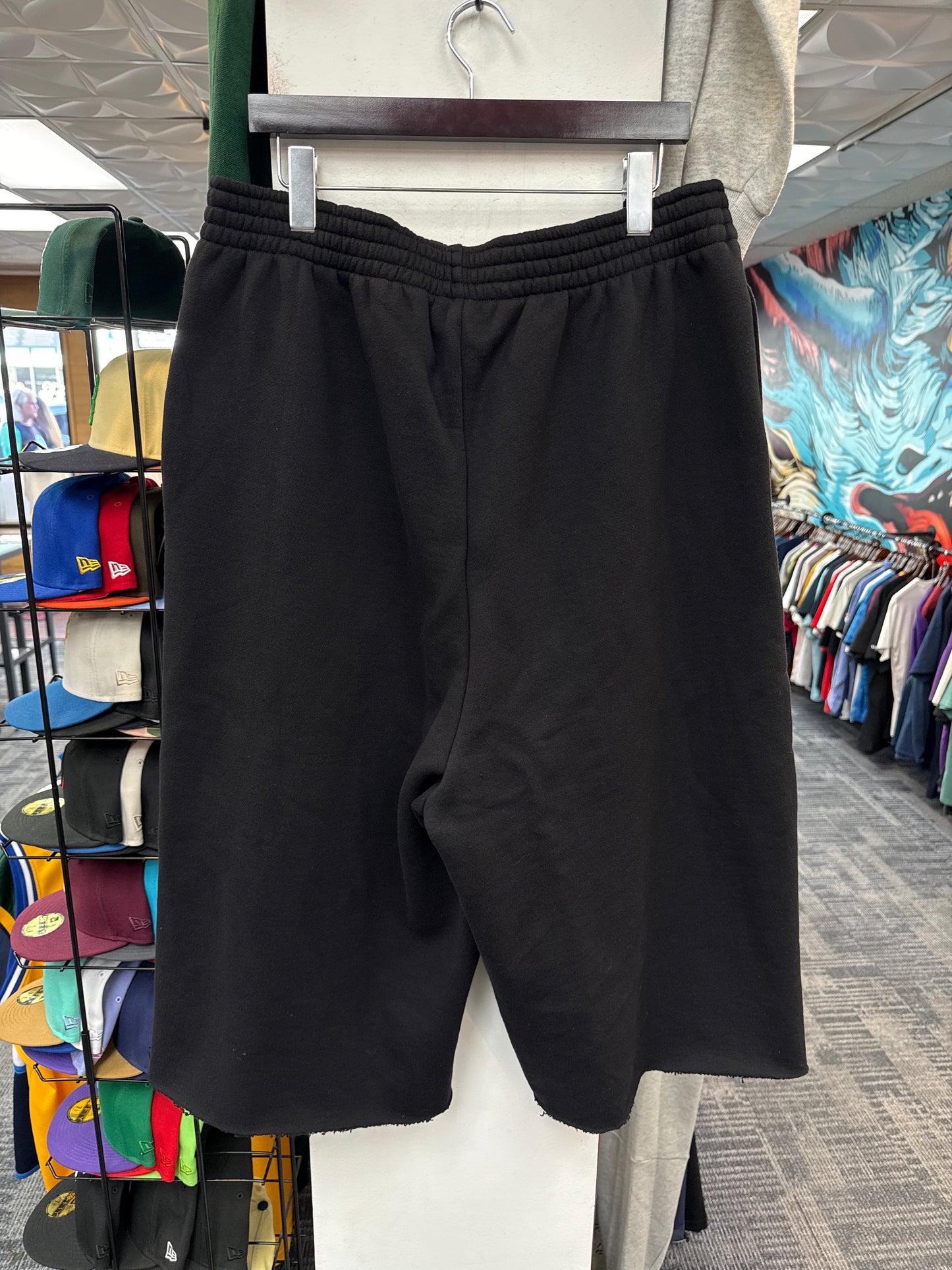 New GV Raspberry Hills Berry Cutoffs