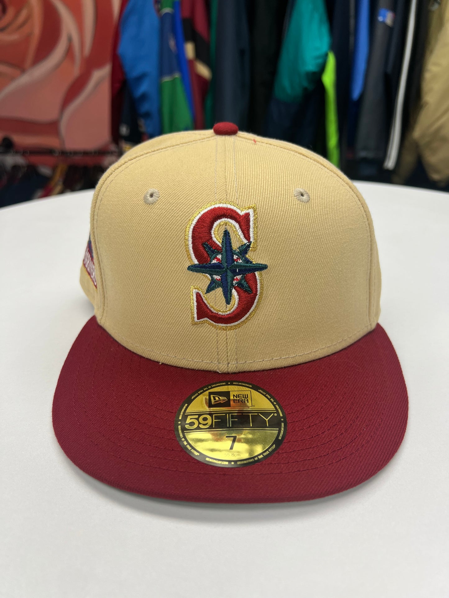 Mariners Burgundy/Brown 39th Anni Fitted