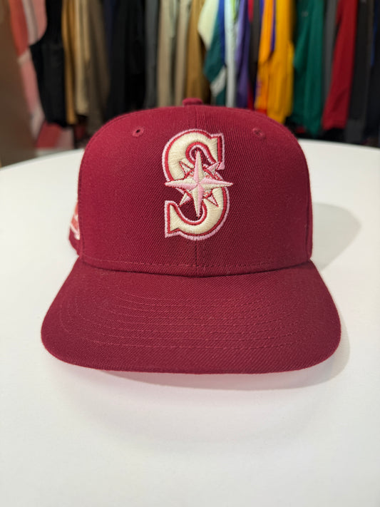 Seattle Mariners Red Velvet Fitted