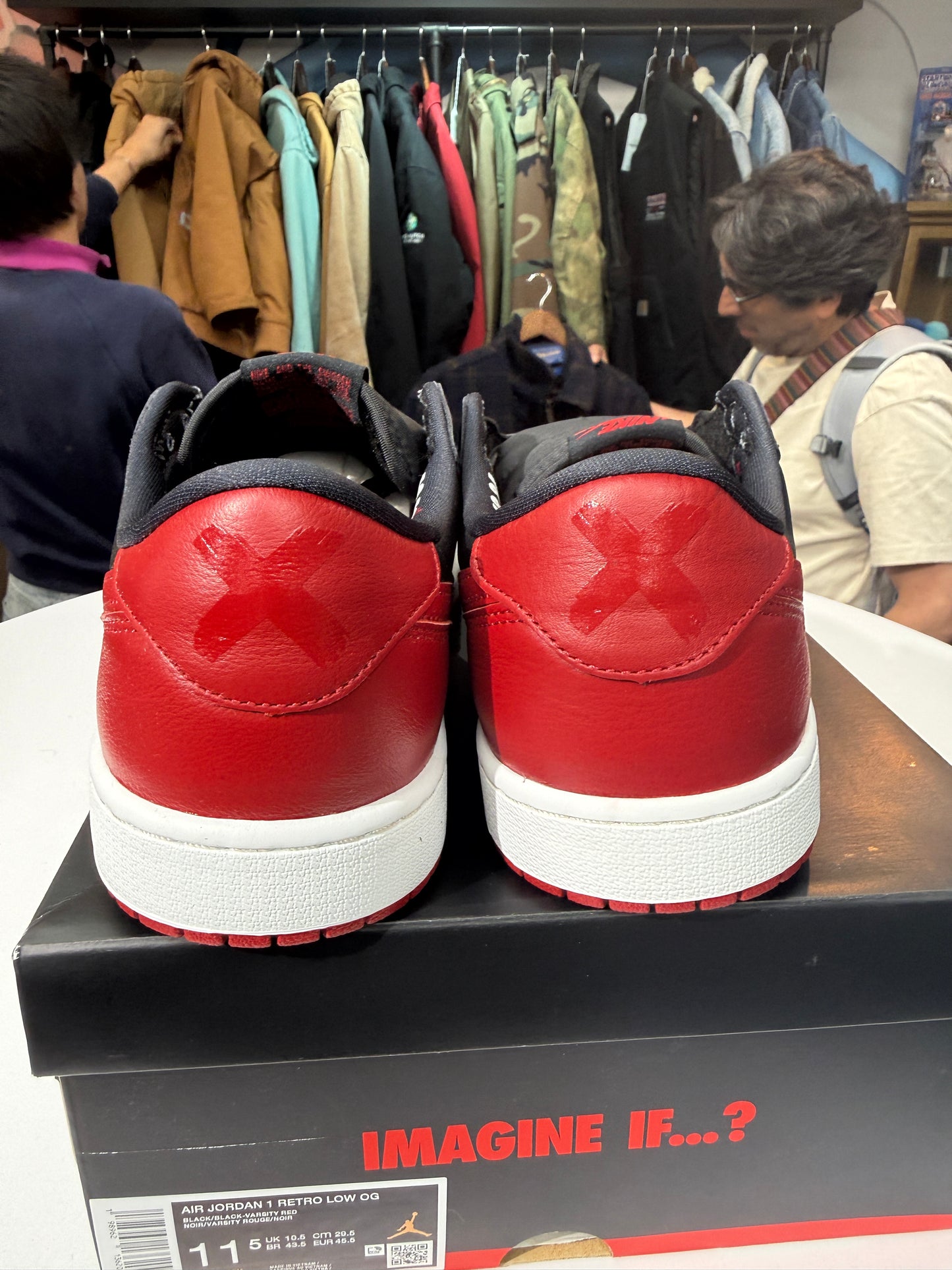 New Banned Jordan 1 Low OG