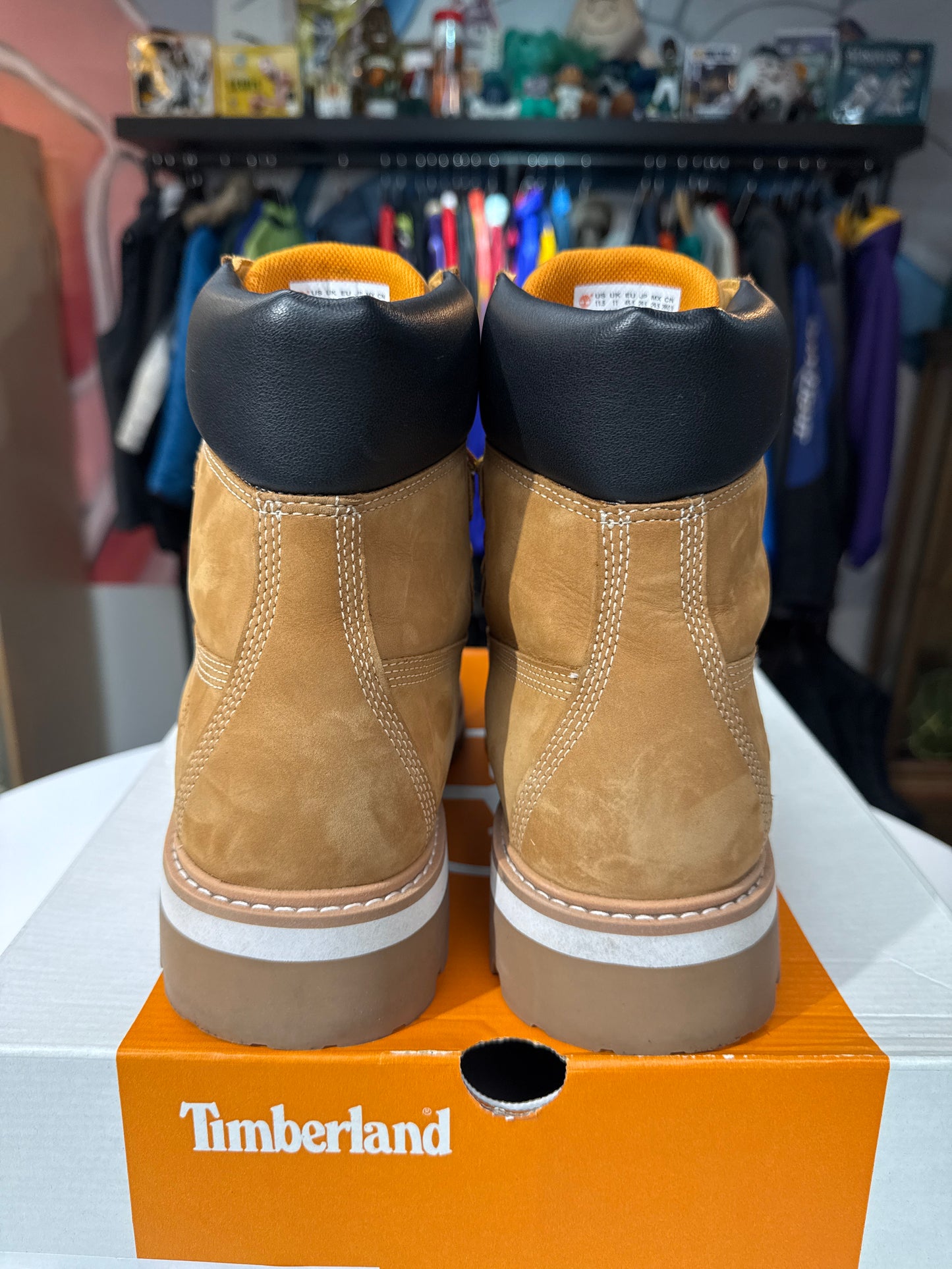 Preowned Timberland 6 Inch Vibram Boot
