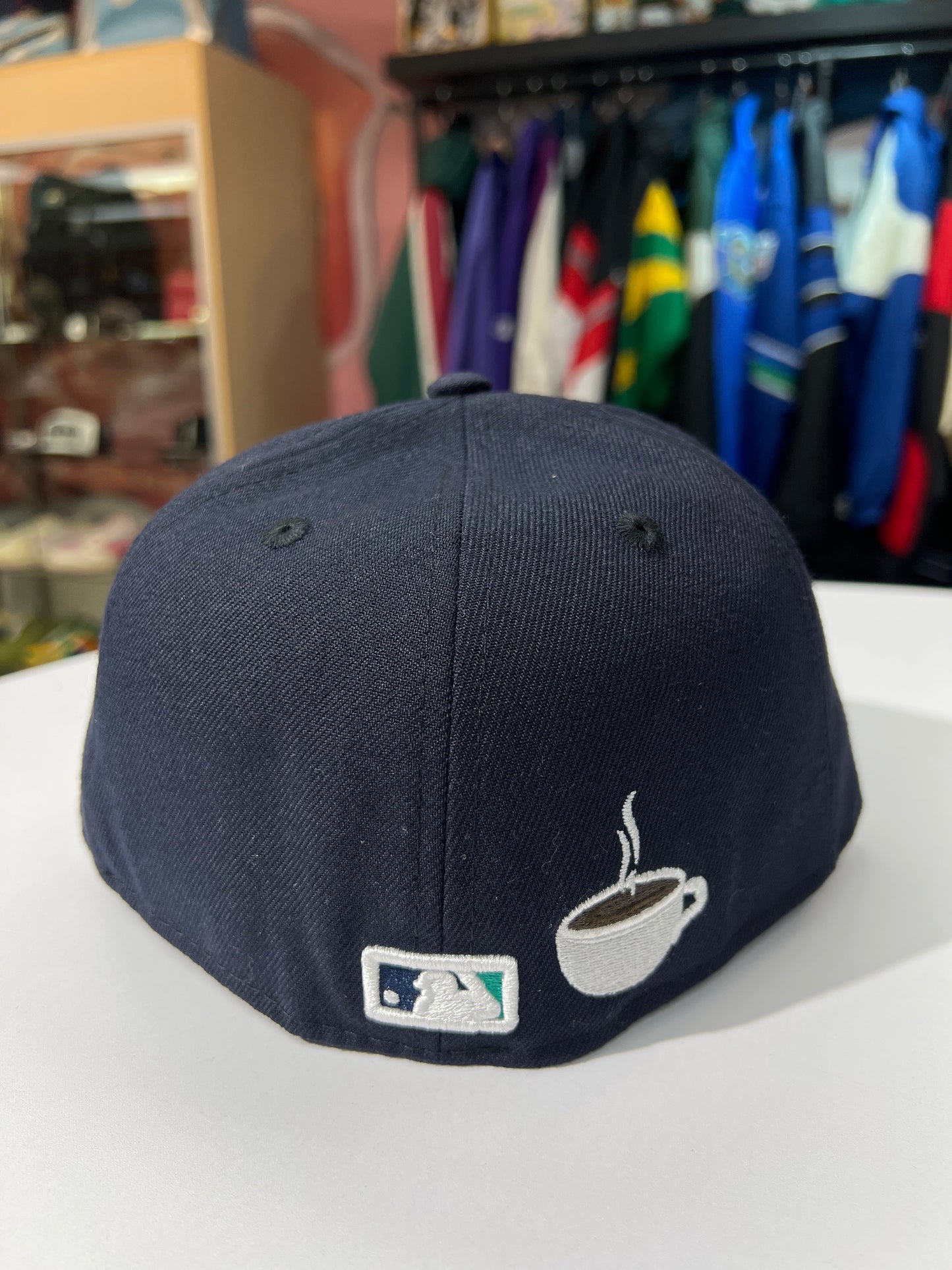 New New Era Seattle Mariners “City Icons” Collection Fitted Hat