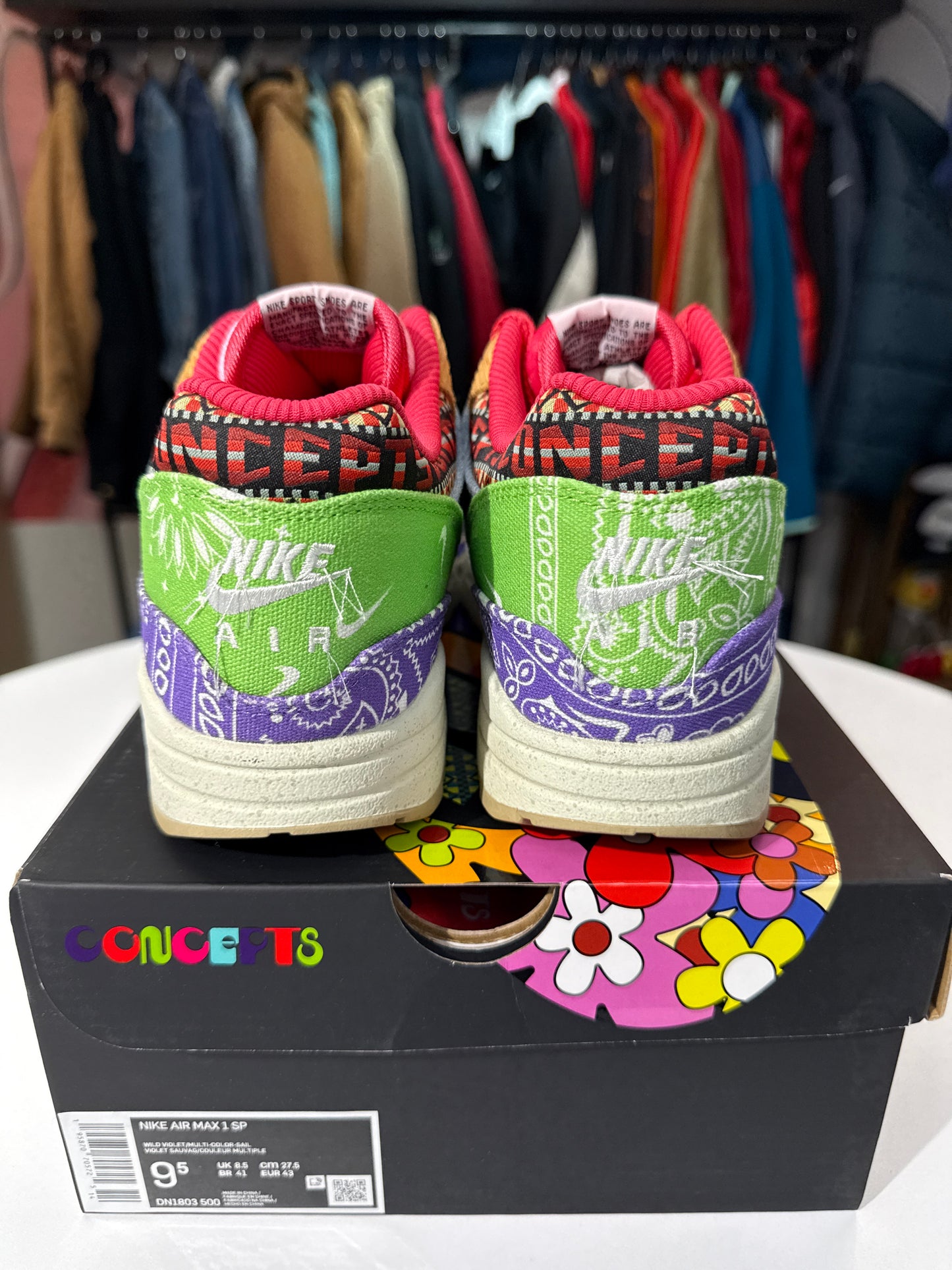 Preowned Nike Air Max 1 Concepts Far Out (Special Box)