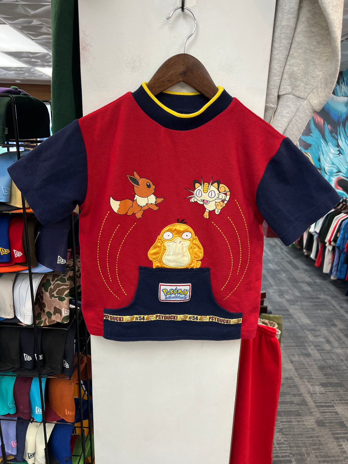 Vintage Pokémon Psyduck! Tee