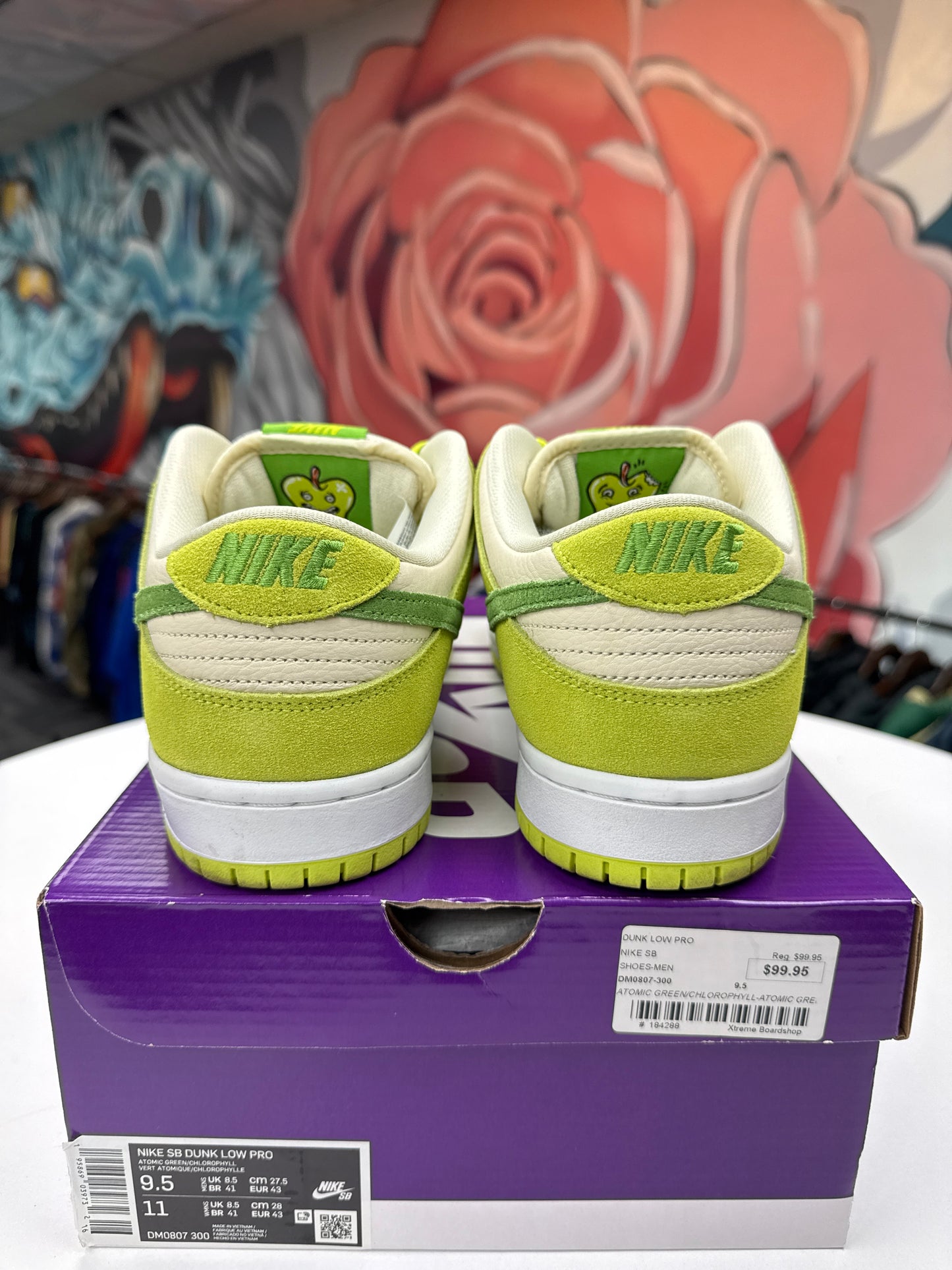 Preowned Nike SB Dunk Low Green Apple