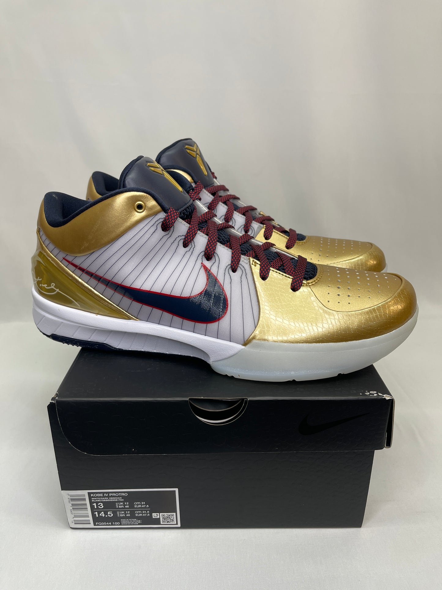 New Kobe 4 Gold Medal