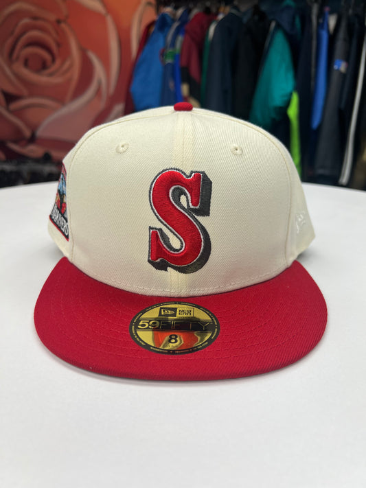 Mariners Red Visor 39th Anniversary Fitted