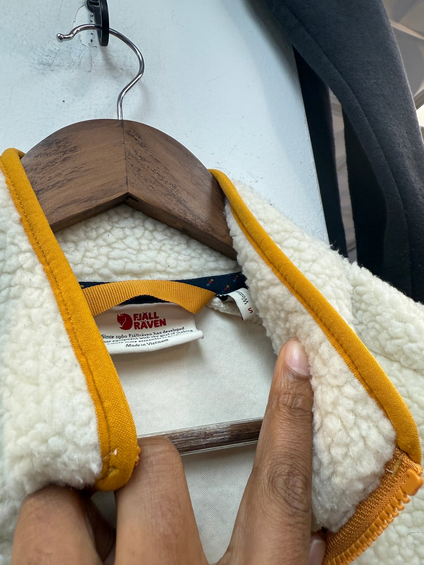 Fjallraven Womans Fleece Pile Jacket