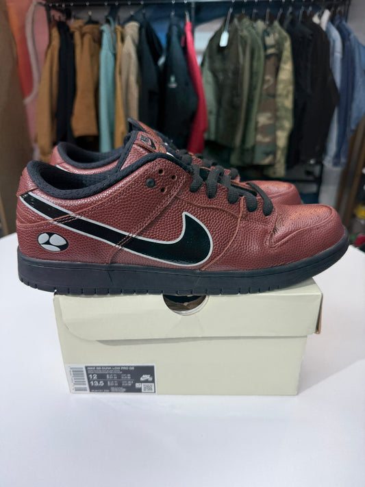 Preowned Limousine Nike SB Dunk Low