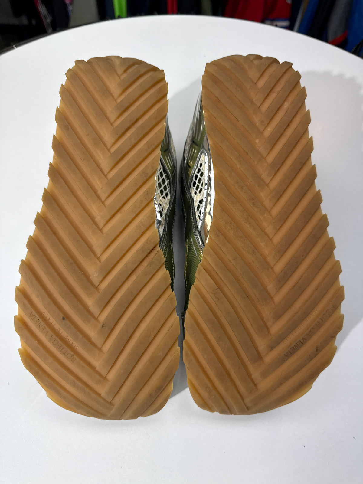 Preowned Bottega Veneta Orbit Sneaker Mud/White