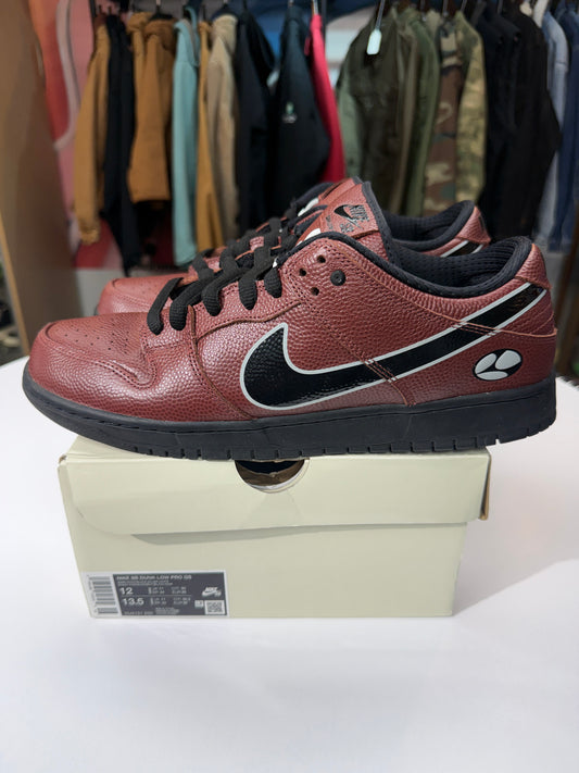 Preowned Limousine Nike SB Dunk Low