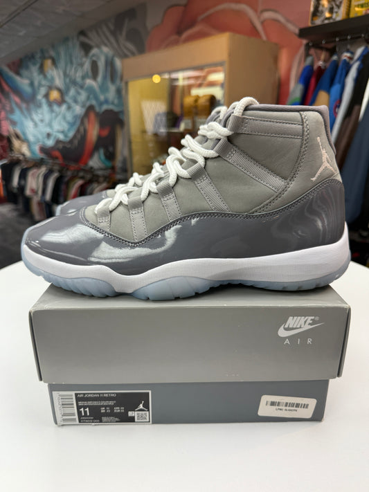 Preowned Cool Grey Jordan 11