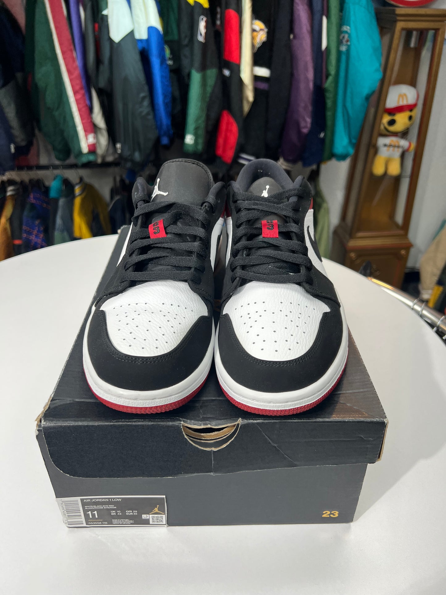 Preowned Jordan 1 Low Black Toe (2019)