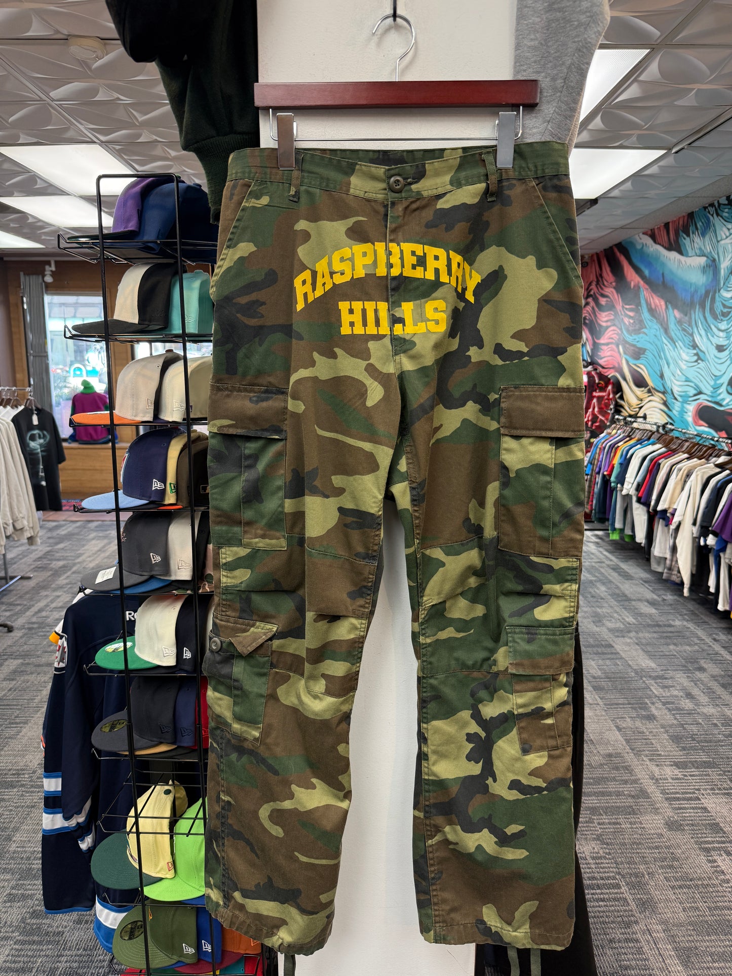 GV Raspberry Hills Camo Cargo Pants