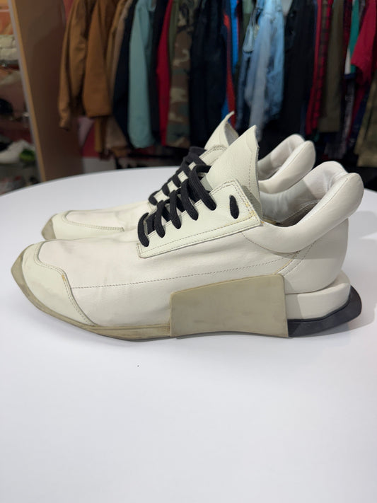 Preowned Rick Owens Milk Level Runner Low Adidas